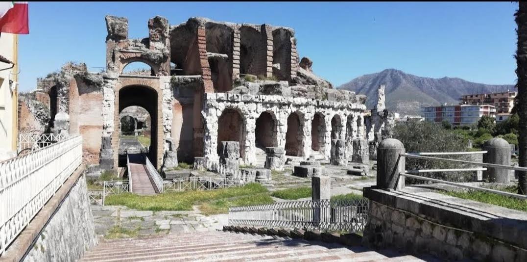Appartamento Casa palazzine ovest in centro città Santa Maria Capua Vetere Esterno foto